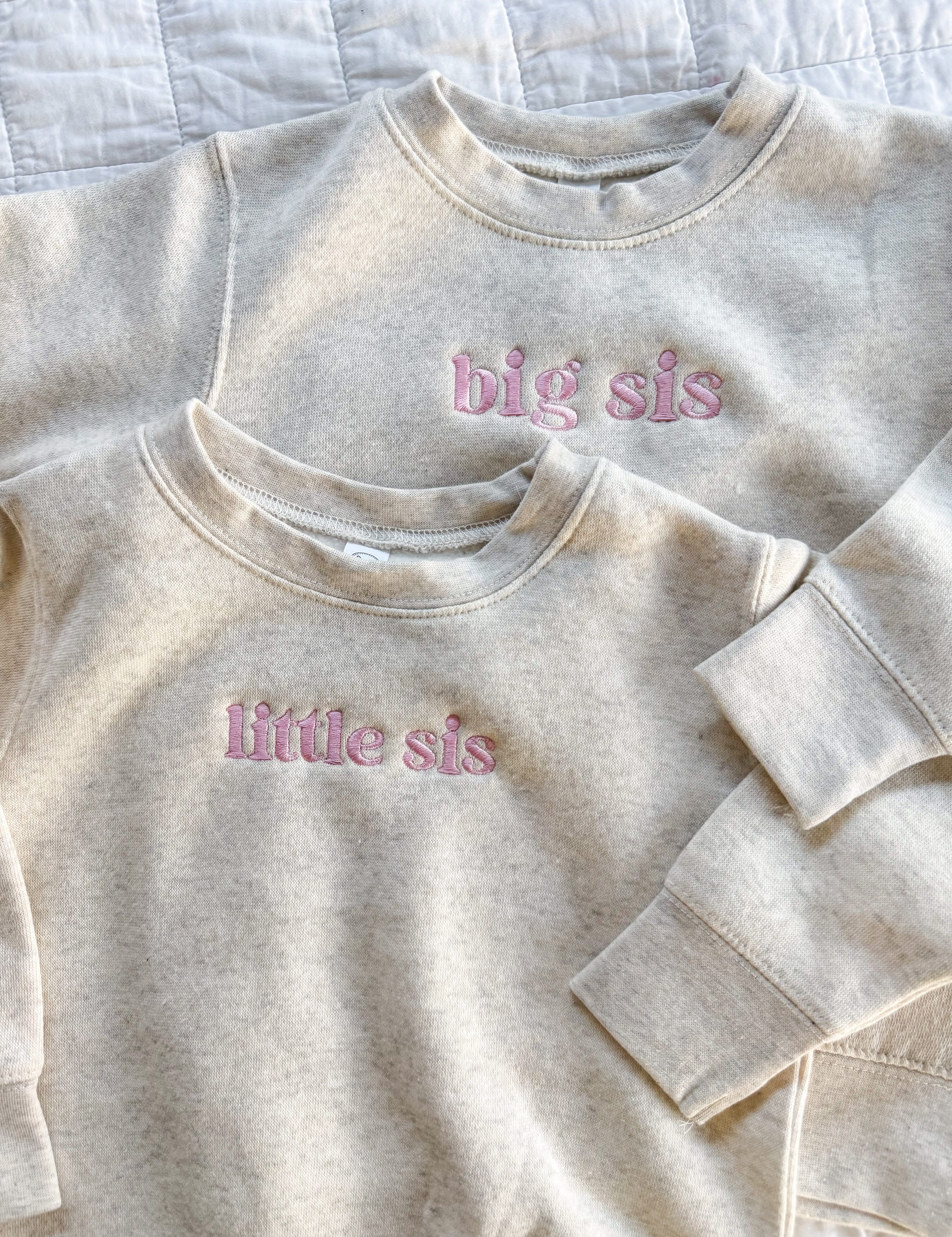  Little Sis – Embroidered Kids Sweater | Natural with Pink Thread Little Mama Shirt Shop